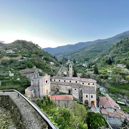 Διαμέρισμα Dai Fantasmi Ceriana